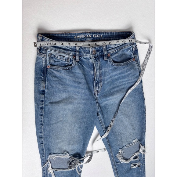 American Eagle Strigid Mom Jeans Medium Wash Distressed High Rise Blue Denim 6 - Picture 10 of 16